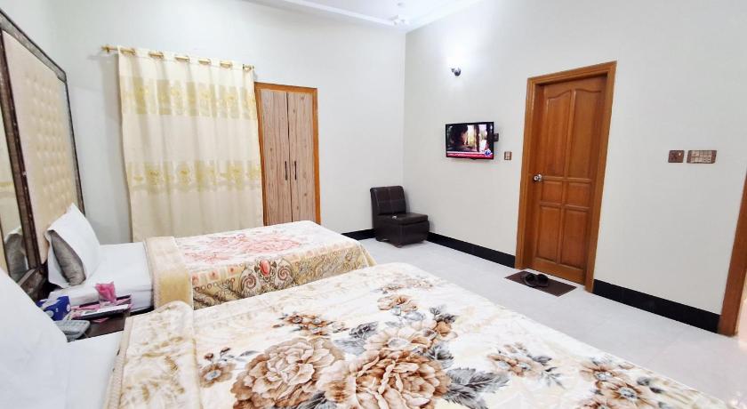 Gulshan family Guest House - image 10