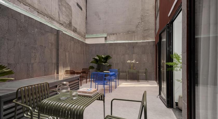 ホーチミン Lovera Hotel Airport 3つ星 ホテル ロビー