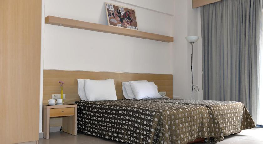 Image of Standard Twin Room 0