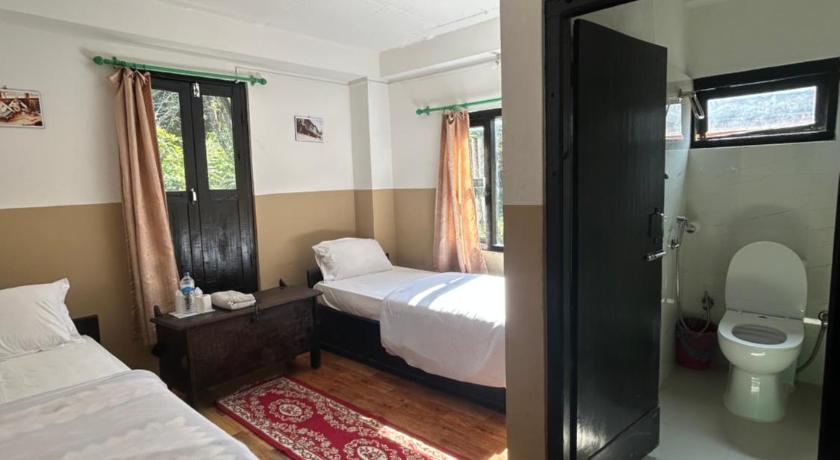 Bandipur Guest House And Restaurant in Namarjung — photo 2
