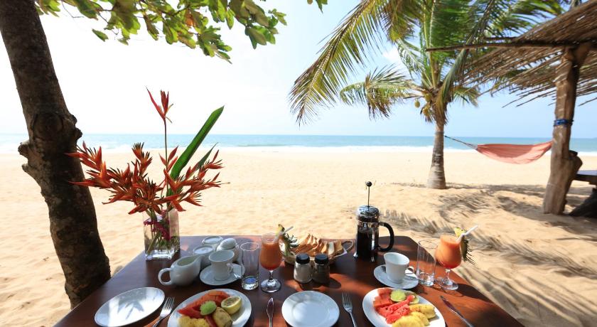 Mangrove Beach Chalets photo