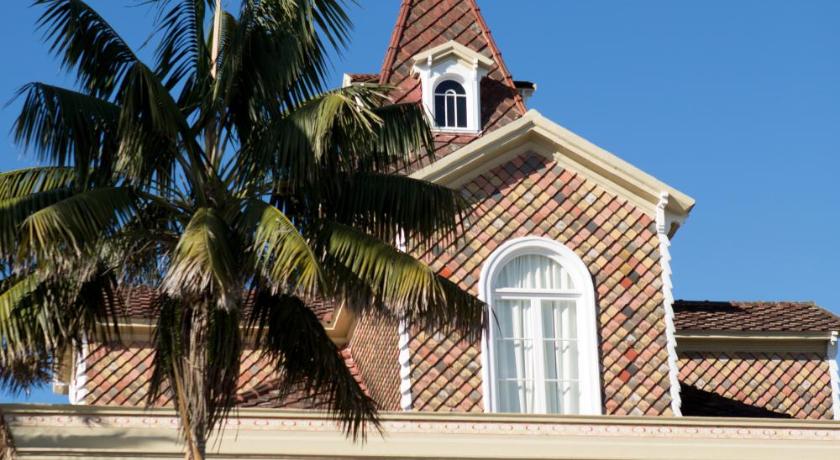 Casa das Palmeiras Charming House - Azores 1901 — Hotel in Ponta Delgada