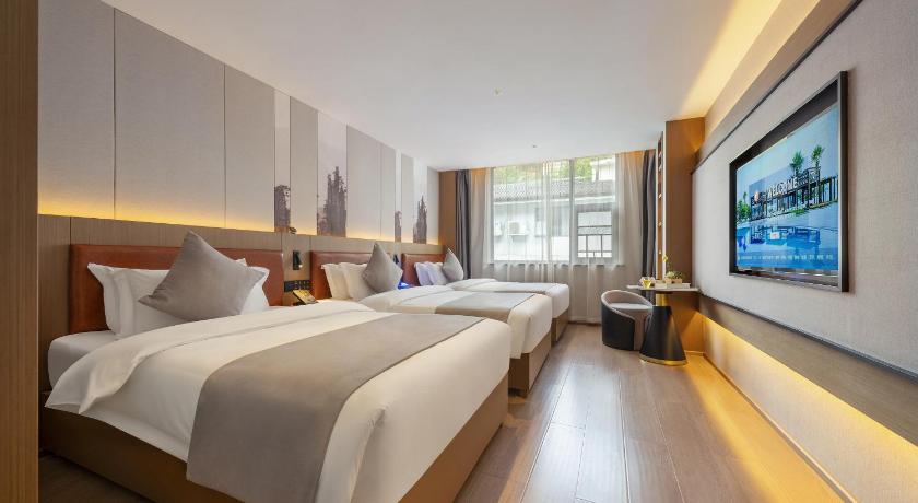 장자제 / 장가계 柯凡酒店-About 3 kilometers from the East Gate of Zhangjiajie Forest Park-Free luggage storage-English b 호텔 스위트룸