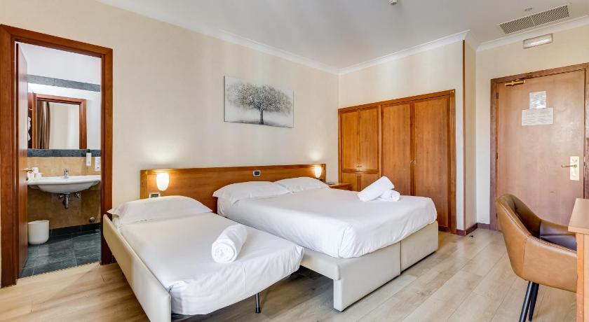 ローマ Romoli Hotel 3つ星 ホテル スイート