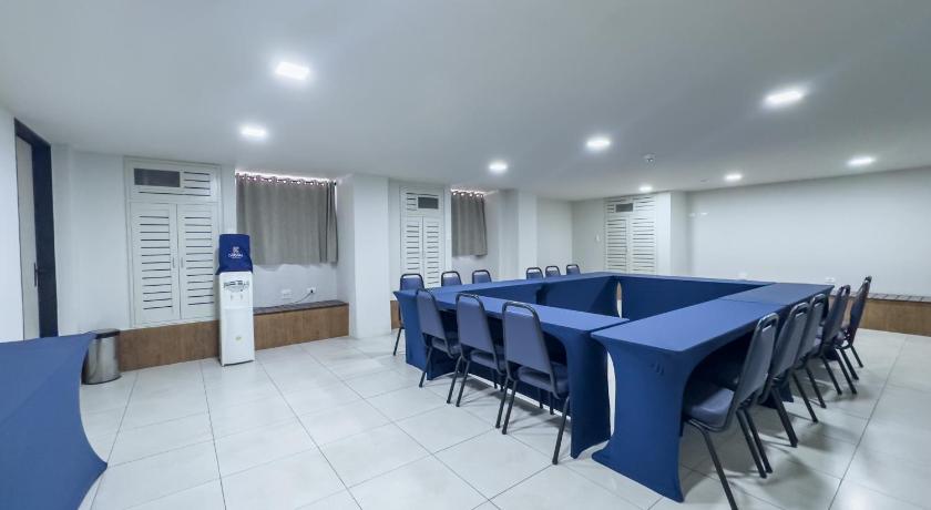 Image of Deluxe Suite 3