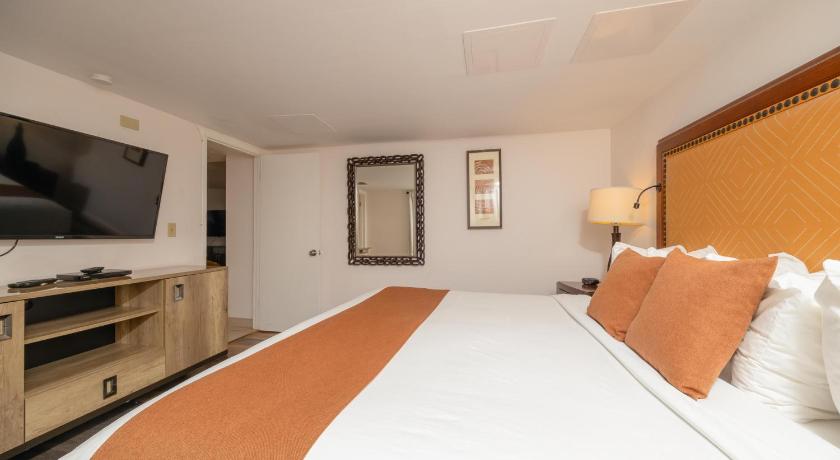 Image of Executive Suite 10
