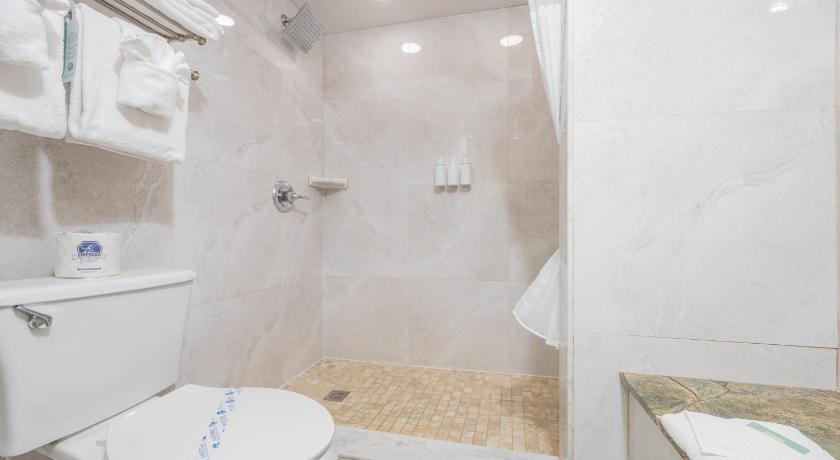 Image of Classic Suite 2