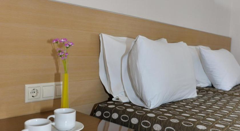 Image of Single Room 1