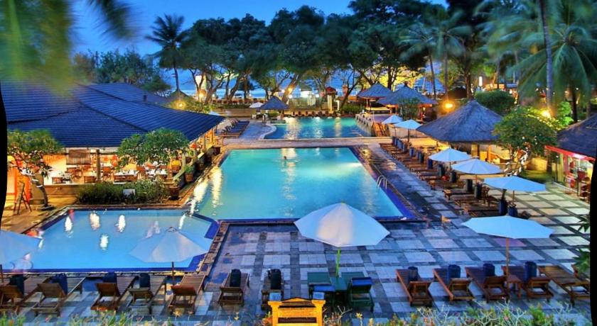 バリ The Jayakarta Bali Beach Resort & Spa 4つ星 ホテル プール