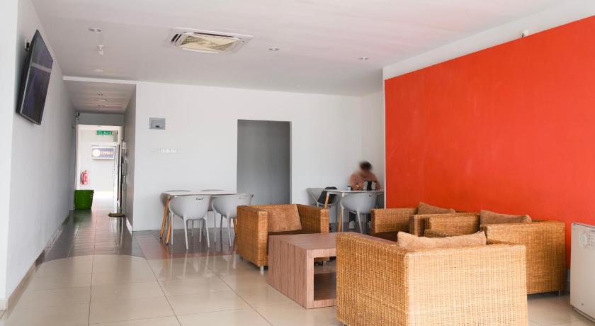 T Hotel Tandop - image 8