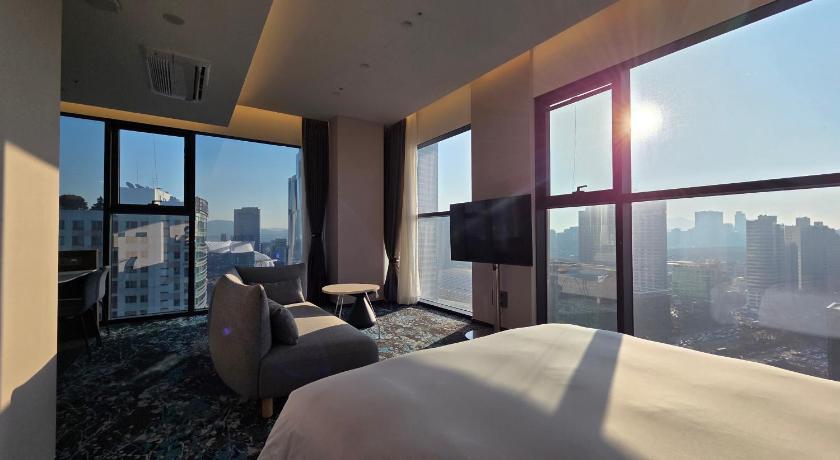 서울 호텔 인 나인 강남 (Hotel in 9 Gangnam) 4성급 호텔 수영장