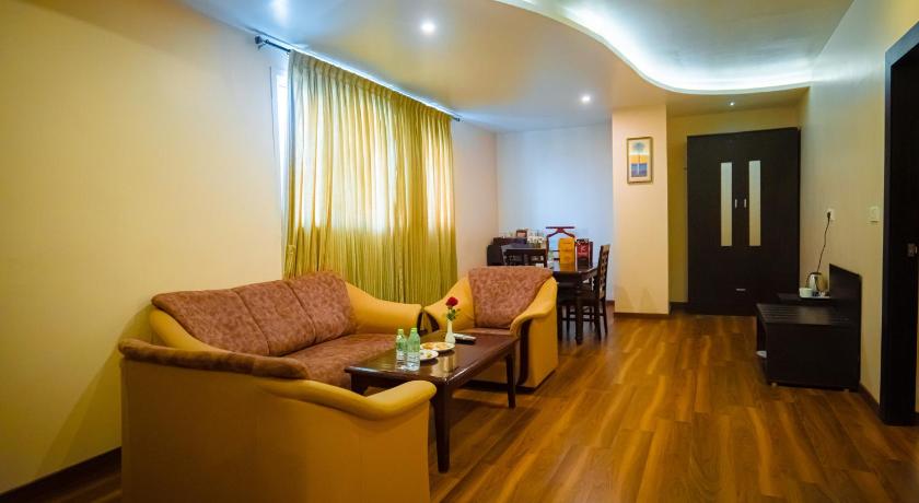 Image of Deluxe Suite 11