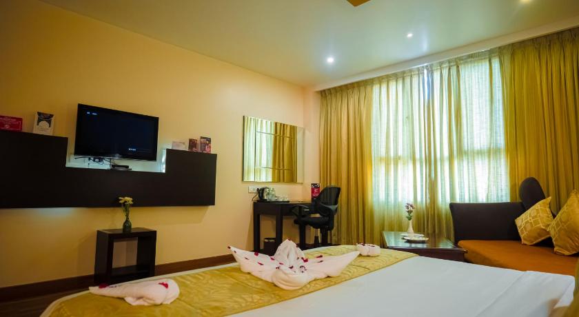 Image of Executive Double or Twin 12