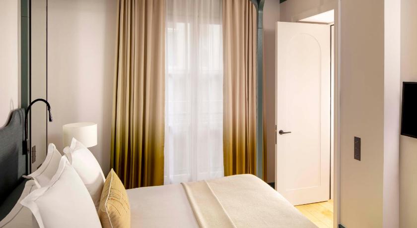 Image of Apartment with Terrace 6