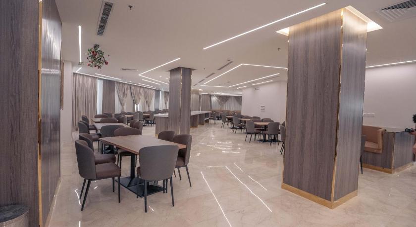 Marmara Al Olayan Hotel - image 8