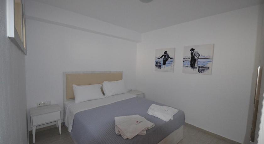 Image of Four-Bedroom House 21