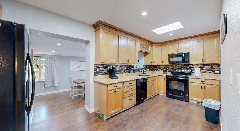 알바다 (CO) Family Home in Arvada with king beds and bunkbed 3성급 숙소 부대시설