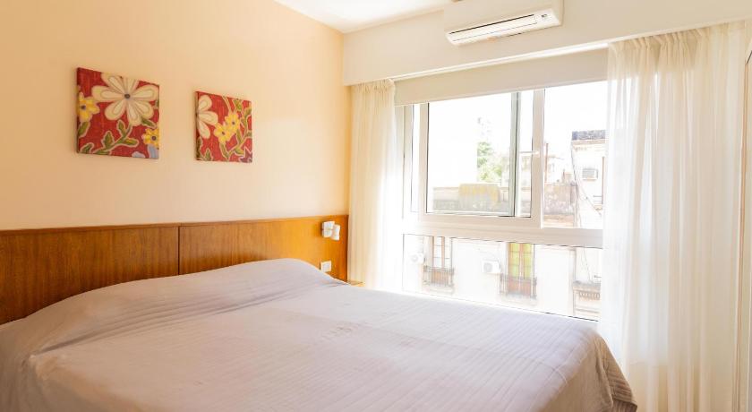 Image of One-Bedroom Apartment with Balcony 5