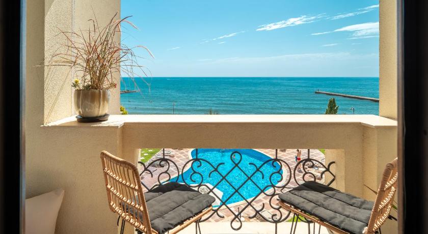 Foto de Apartment Irini- sea view, free parking, complex Carpe Diem - Reserva con descuento Agoda