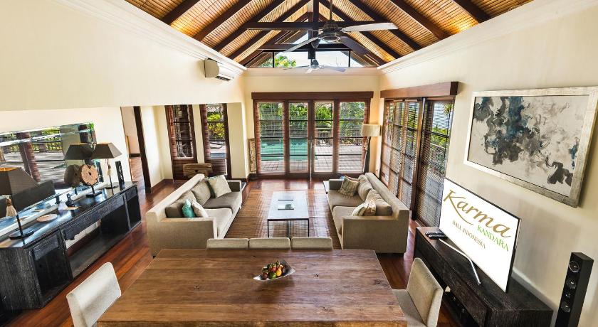 Image of Four Bedroom Villa with Sea View 11