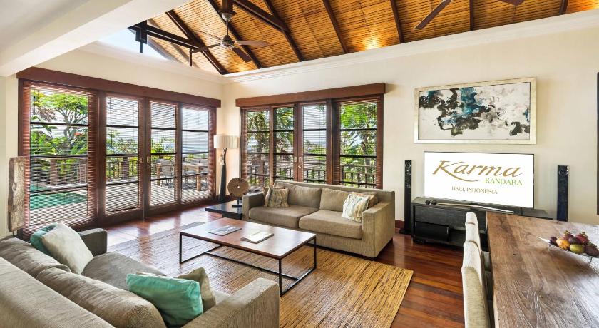 Image of Four Bedroom Villa with Sea View 4