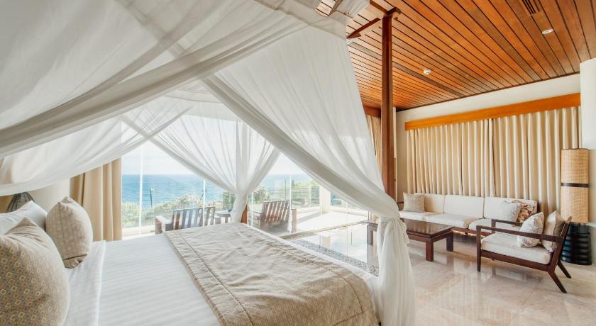 Image of Five Bedroom Apartment with Sea View 3