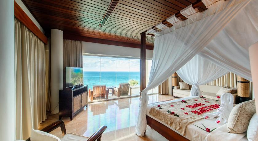 Image of Five Bedroom Apartment with Sea View 4