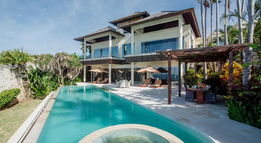 Image of Five Bedroom Apartment with Sea View 12