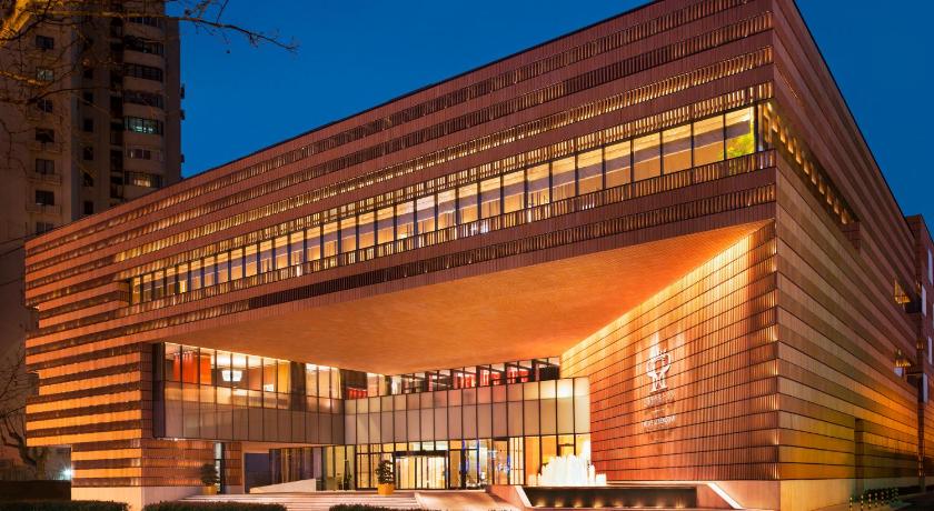 HUALUXE Shanghai Twelve At Hengshan By IHG - image 7