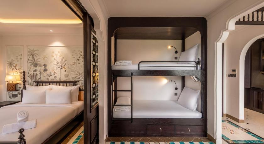 Image of Family Suite with Balcony 13