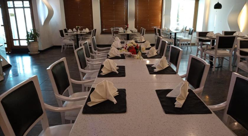 Heaven Hotel - image 5