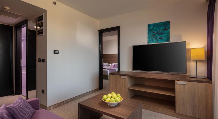 Image of Suite with Balcony and Sea Side 1
