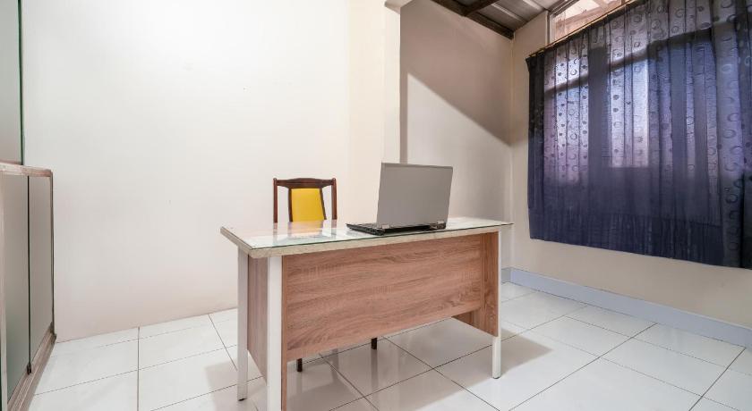 Rehat at Wahidin Guest House – Cirebon, OH
