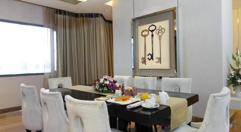 รูปของแกรนด์ รอยัล สวีท (Grand Royal Suite) 16