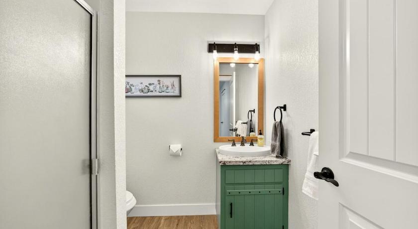 케이브 정션 Redwoods Stopover- Near Hiking, Pet Friendly 2성급 숙소 외관