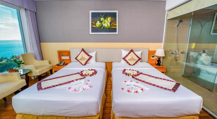Image of Senior Deluxe Sea View 10