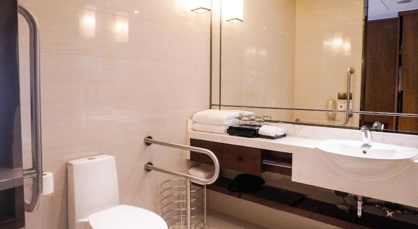 Image of King Accessible Room 3