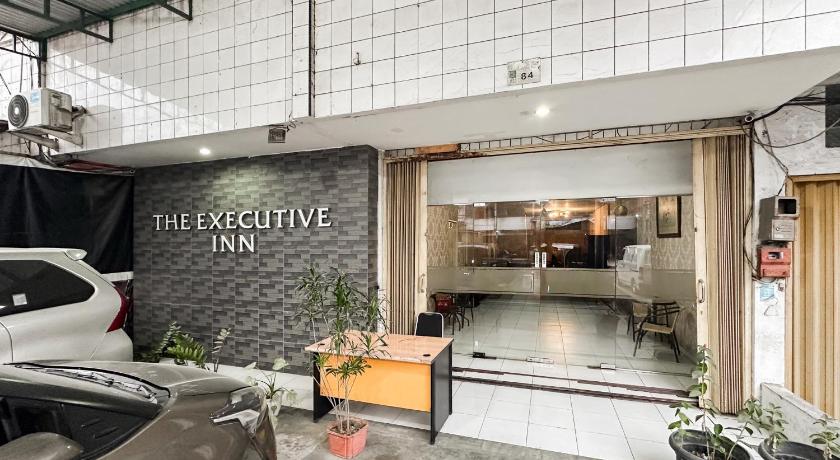 OYO 359 Executive Inn - image 13