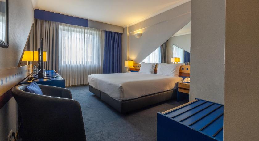 リスボン Hotel 3K Barcelona 4つ星 ホテル 客室