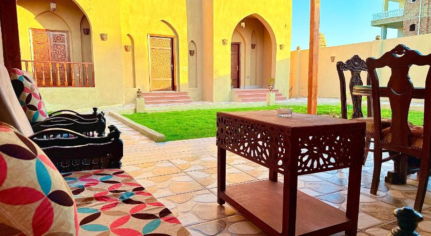 Bab Al Shams Palace - image 4