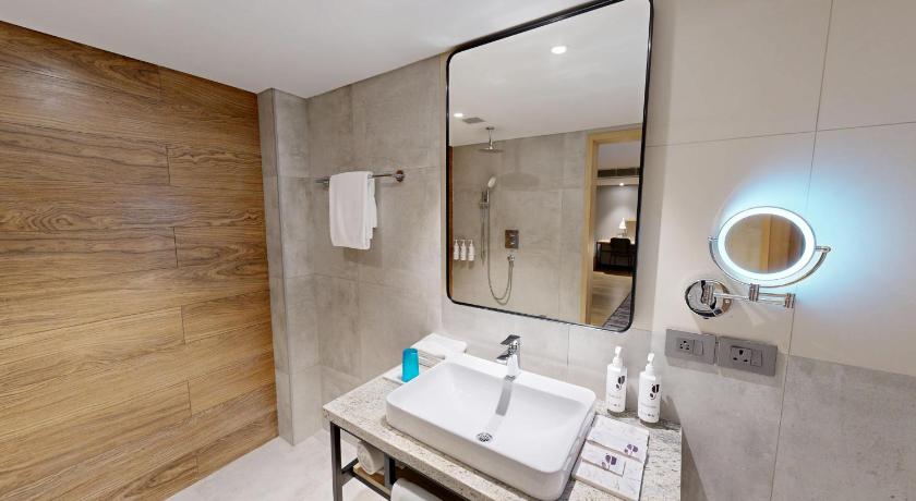 Park Inn & Suites by Radisson Thrissur East Fort - image 38