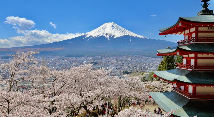 후지카와구치코 Guesthouse Arakura Private floor and Chureito Pagoda Base 1성급 숙소 레스토랑