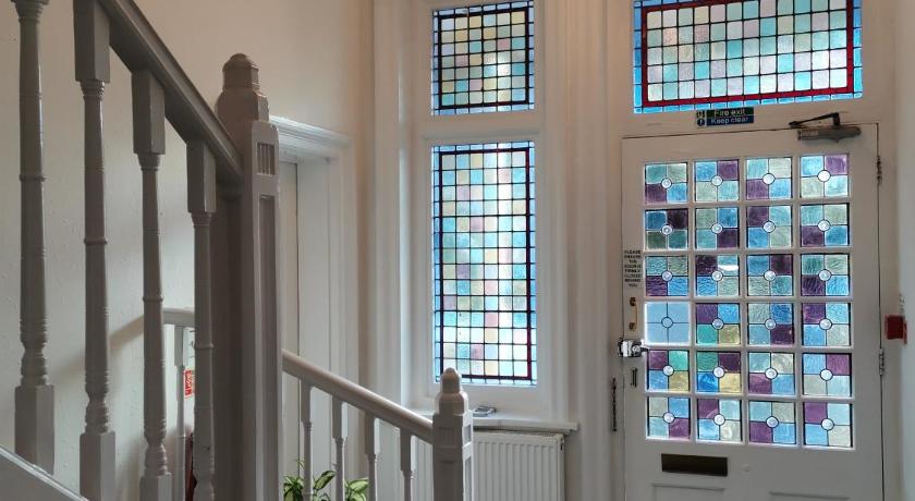 A to B Hotel – London