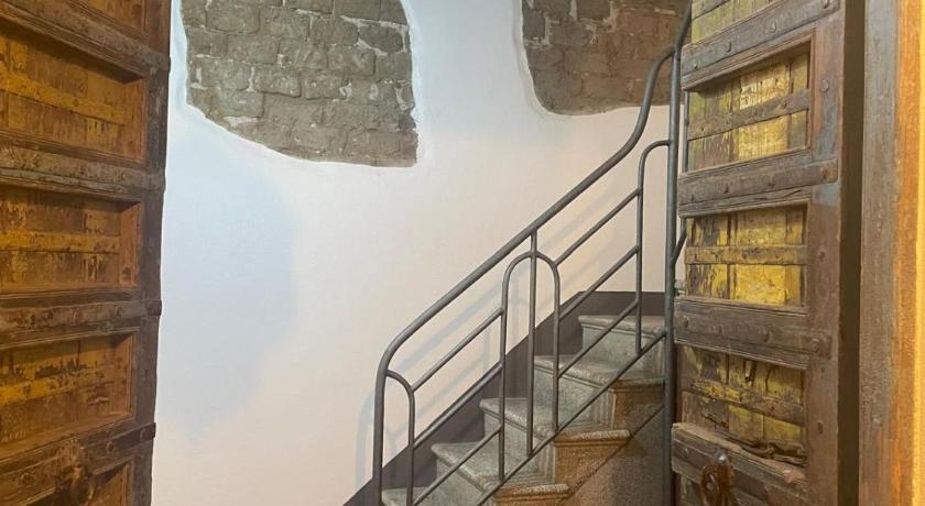 Luxar Suites & Apartments