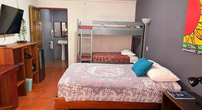 Image of Family Room 1
