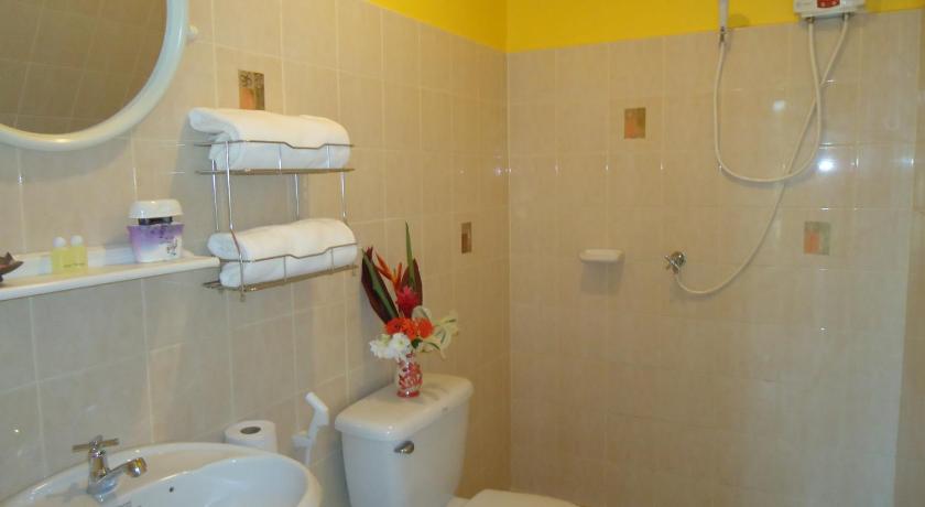 Image of Standard Double Room 4