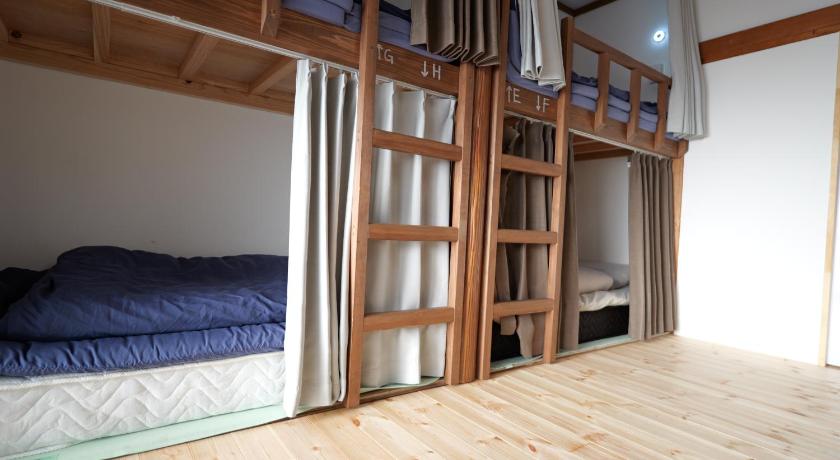 다케오 yol Guesthouse ヨルゲストハウス 숙소 로비