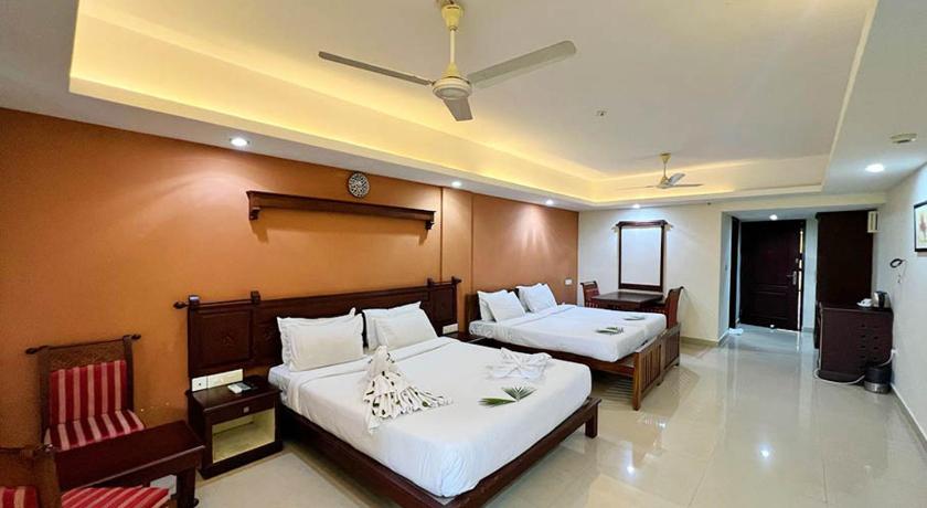 Haveli Backwater Resort - image 17