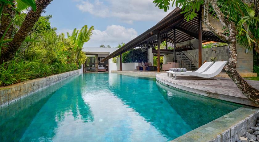 バリ The Layar – Designer Villas and Spa, CHSE Certified 5つ星 ホテル レストラン