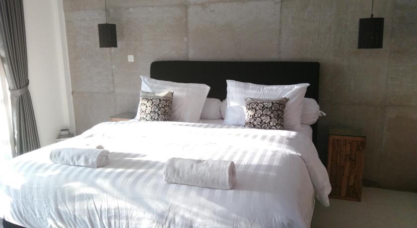 Image of Deluxe Double or Twin Room with Garden View 7
